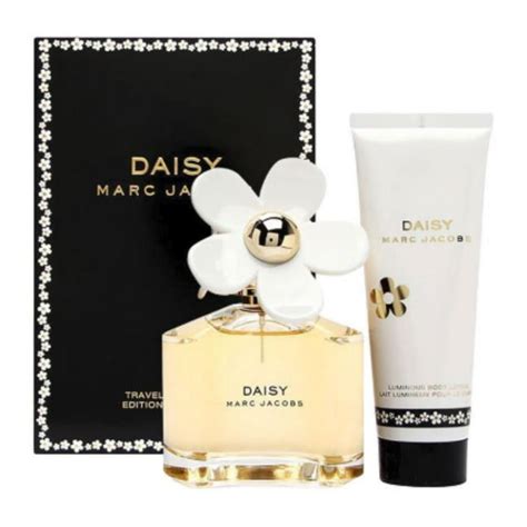 marc jacobs perfume daisy gift set